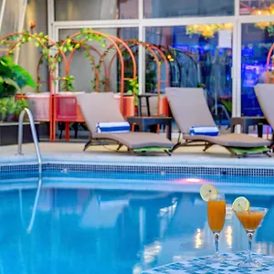 https://flora-grand-hotel.sharjah-hotels.com