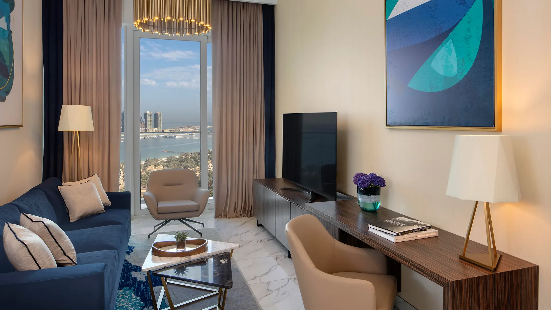 Avani Plus Palm View Dubai Hotel & Suites