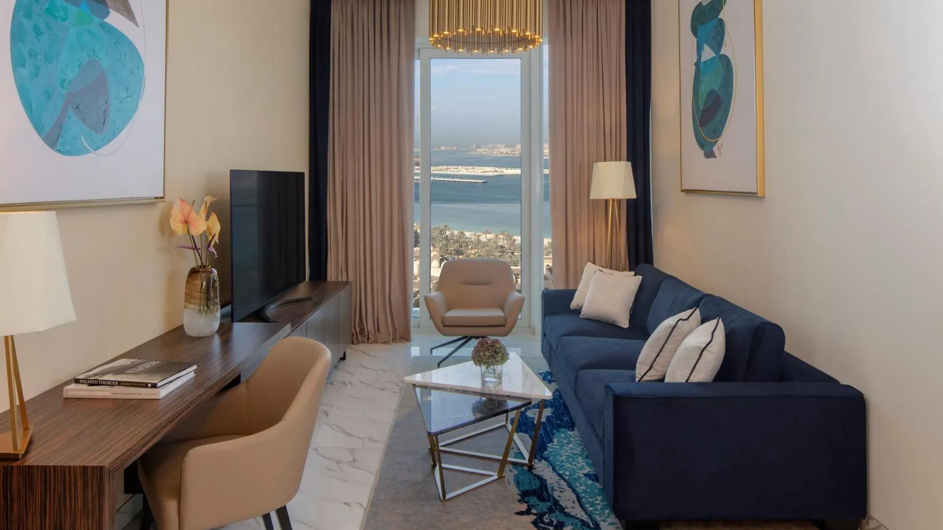 Avani Plus Palm View Dubai Hotel & Suites