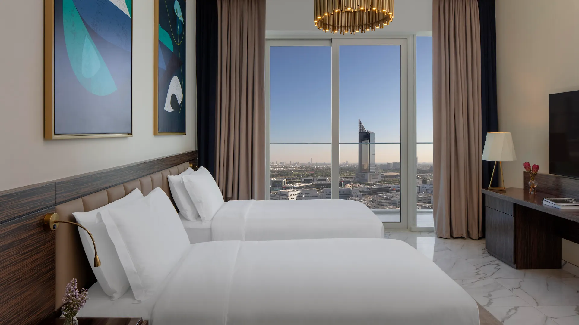 Avani Plus Palm View Dubai Hotel & Suites Apart Otel