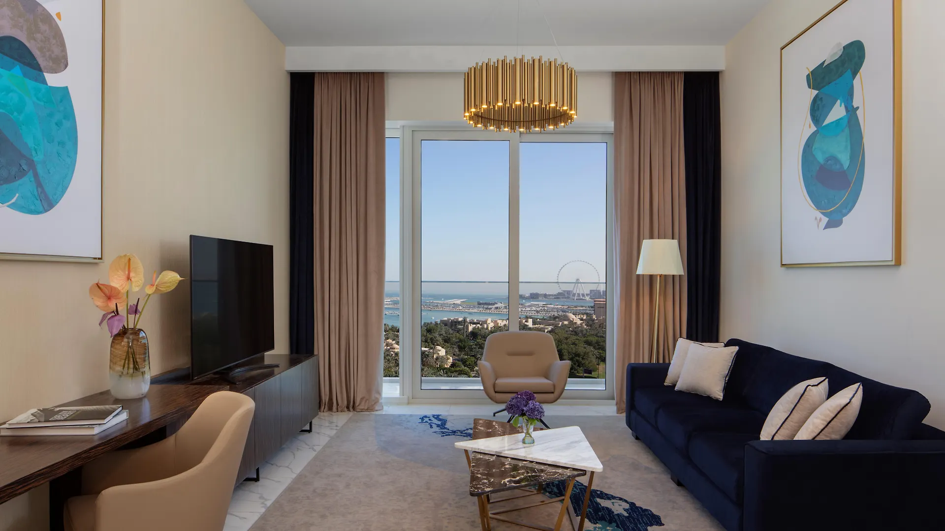 Avani Plus Palm View Dubai Hotel & Suites