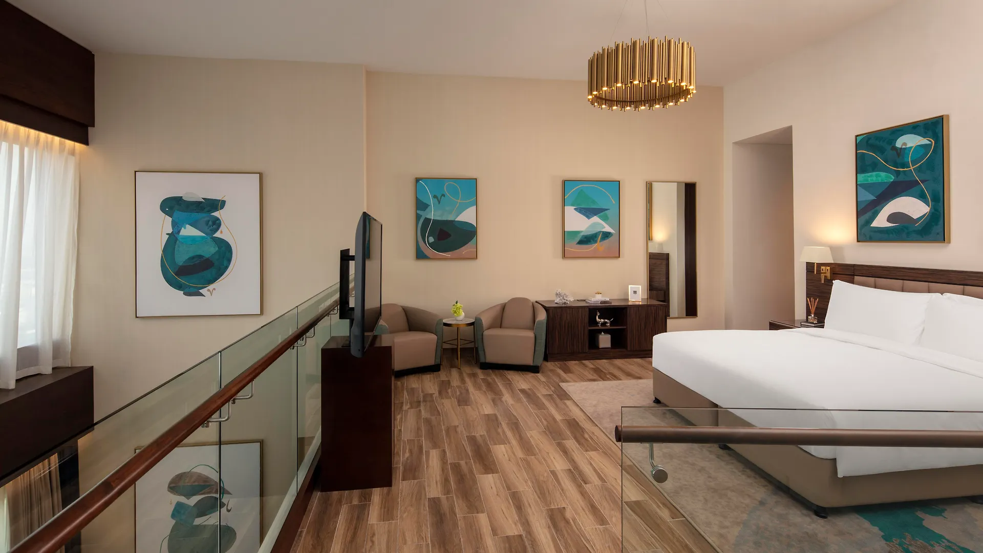 Avani Plus Palm View Dubai Hotel & Suites 5*,  Verenigde Arabische Emiraten