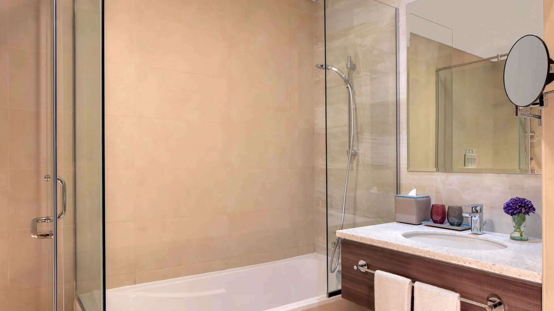 Avani Plus Palm View Dubai Hotel & Suites United Arab Emirates